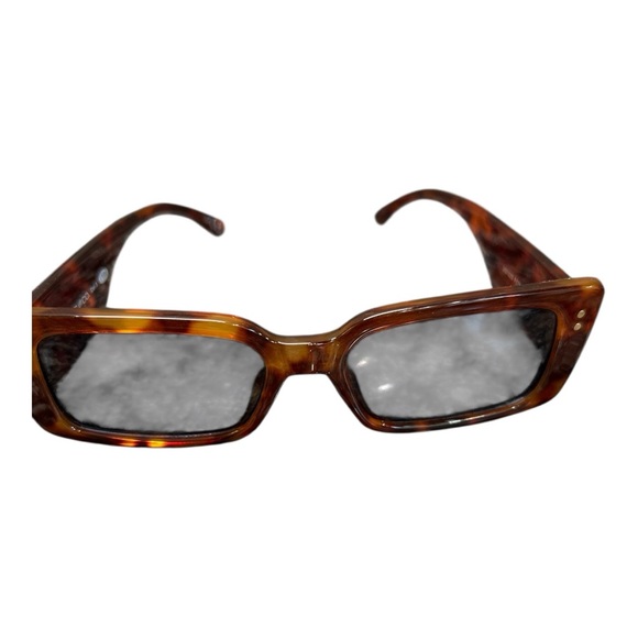 Frye Tortoise Shell Rectangle Sunglasses | Vintage Y2K Vibe pre-owned - Picture 3 of 9
